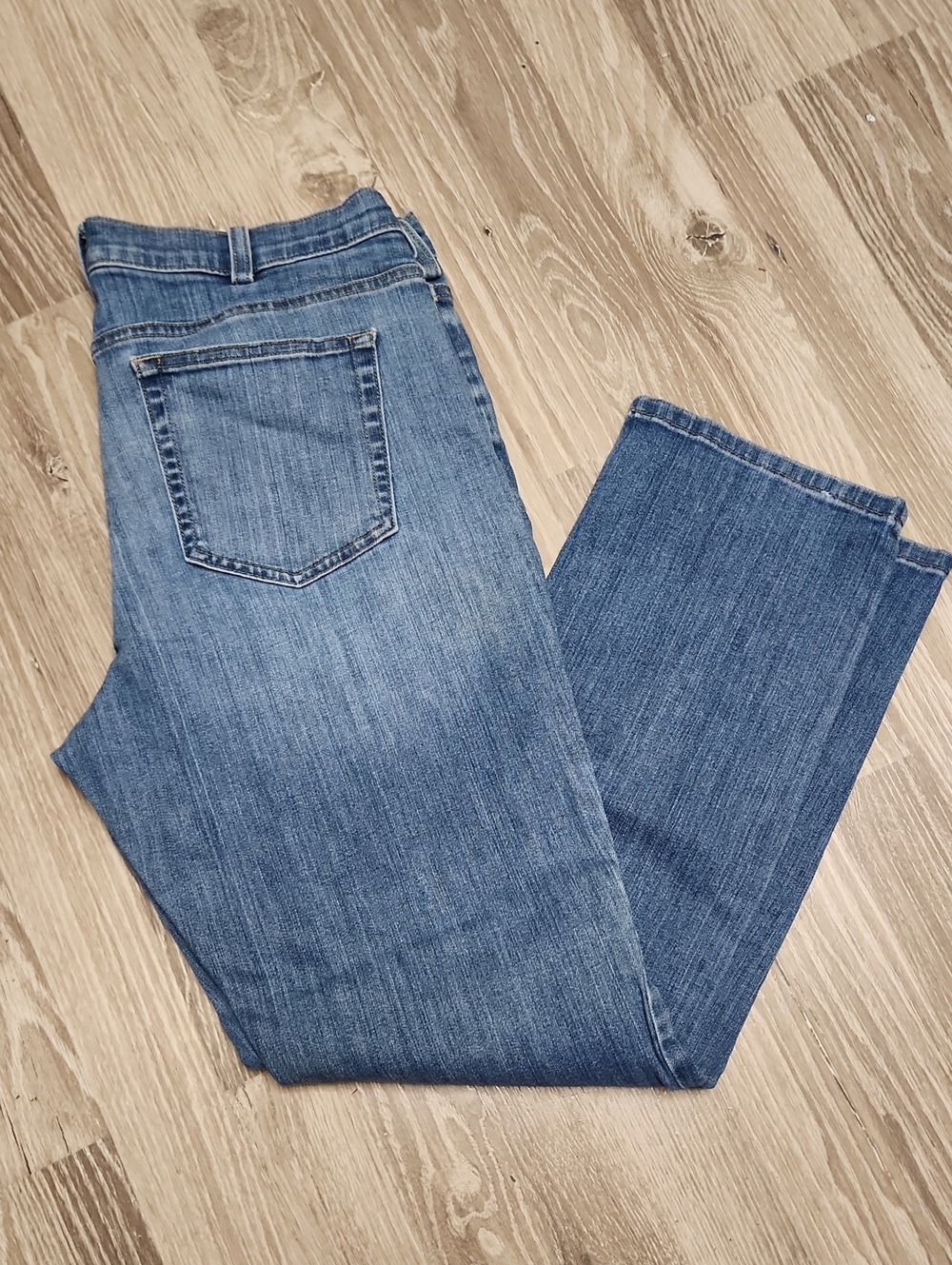 Duluth Trading Co. Women's Medium Blue Straight-Leg Jeans Size 12 × 29" EUC